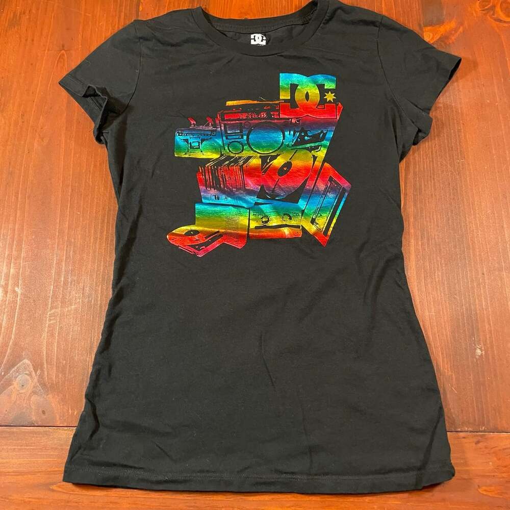 DC Shoes Music Mix Graphic T-Shirt Size Large Black Holographic